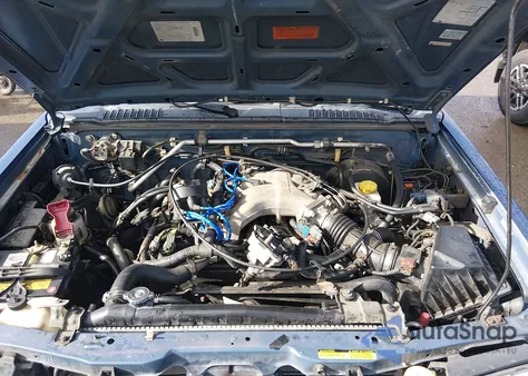 2000 Nissan Xterra Se/Xe z USA, uszkodzony, nr VIN 5N1ED28Y1YC542780